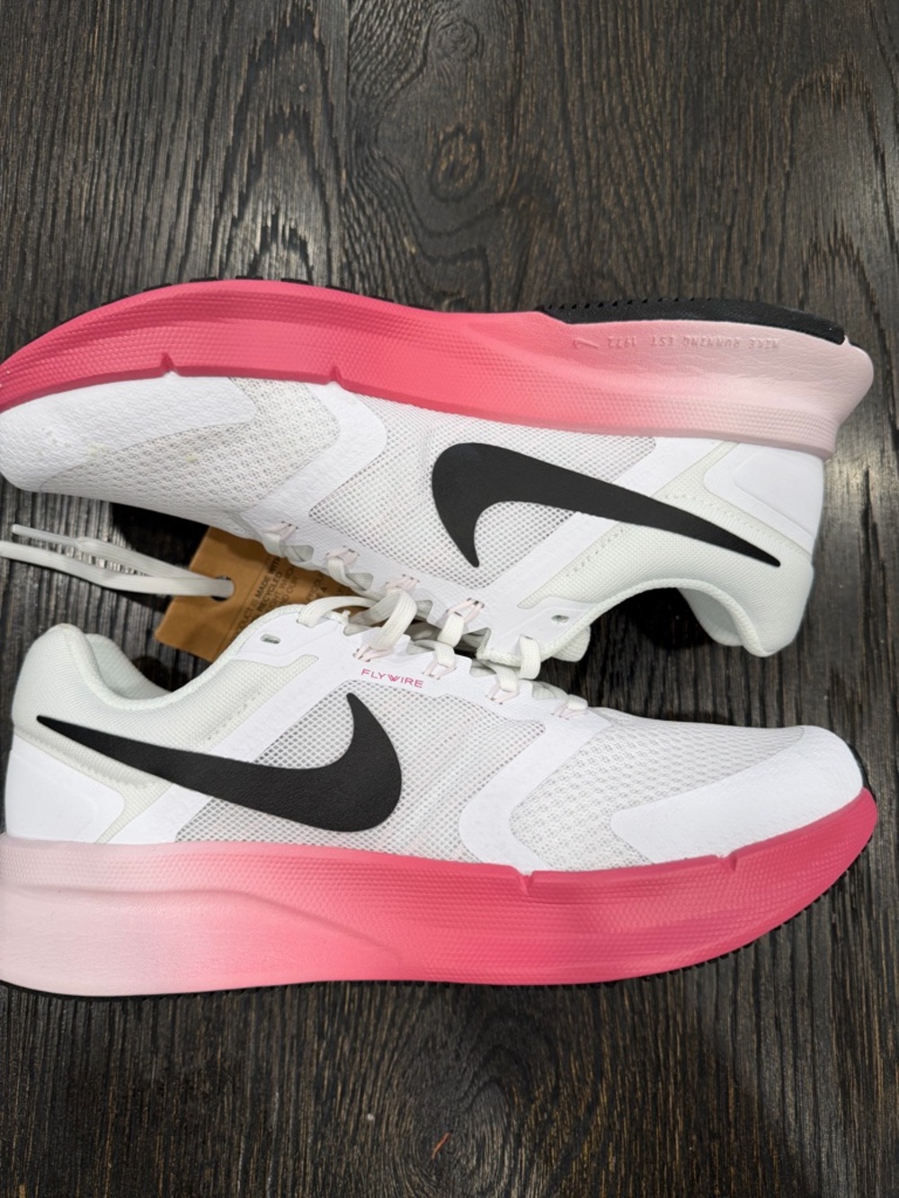 Run Swift 3 Running Shoe (Women) size 10